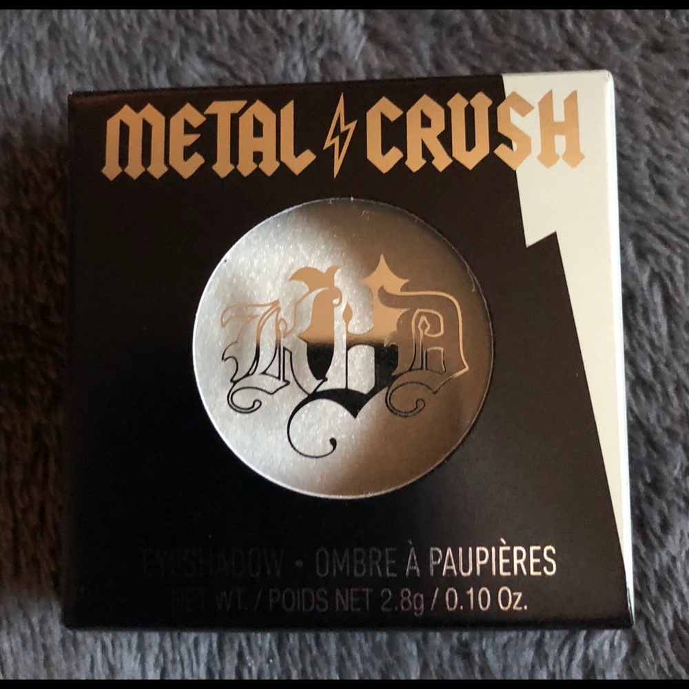 BNIB Kat Von D Thunderstruck